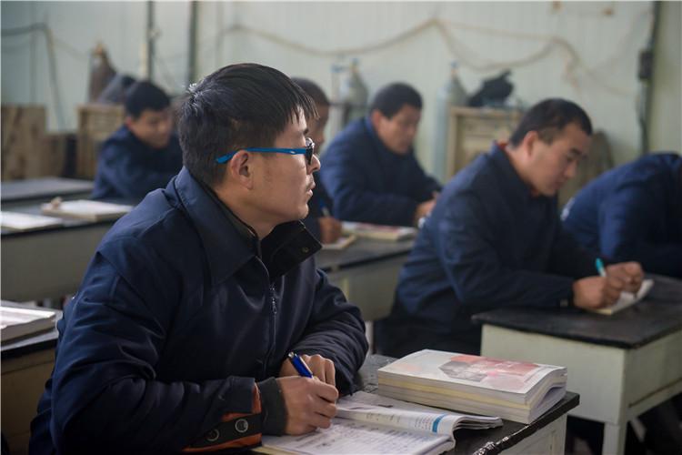 毕业后达到独立操作水平，学不会者下期免费继续学习，学会为止